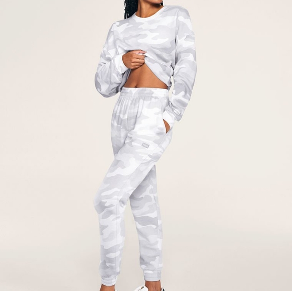 NEW VS PINK Varsity jogger white camo outfit set NWT - Picture 5 of 13